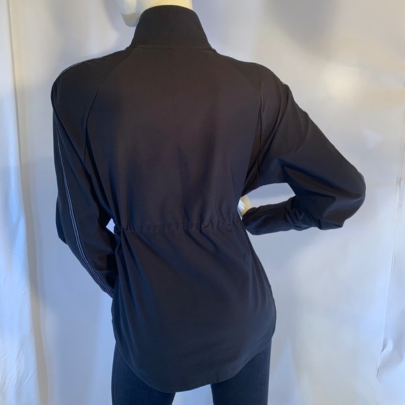 Nike active wear top Large long sleeve - Picture 5 of 6